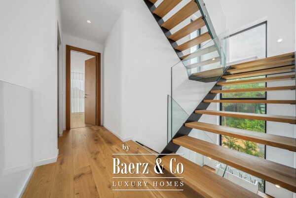 photo 11 Villa - Marbella East - Ref: 8693