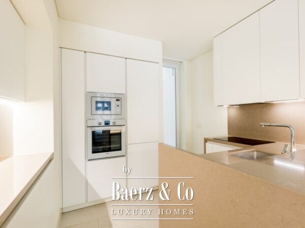 photo 8 2 bedroom apartment with private garden, in Saldanha