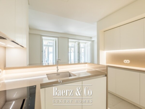 photo 10 2 bedroom apartment with private garden, in Saldanha