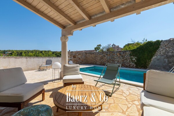 photo 7 Hvar, Vrboska, beautiful stone villa near the sea
