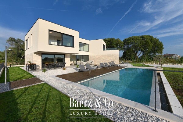 photo 9 Rovinj, Jural - a unique villa with a pool and a panoramic view of the sea