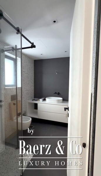 photo 4 Luxury 3 bedroom Apartment in Lower Glyfada