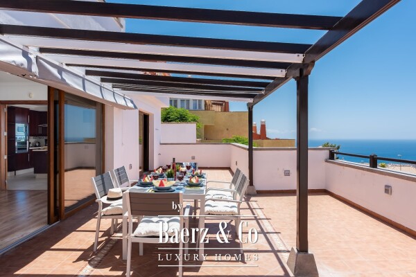 photo 6 Elegant sea view villa divided into Two Independent Residences