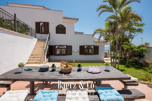 photo 23 Elegant sea view villa divided into Two Independent Residences