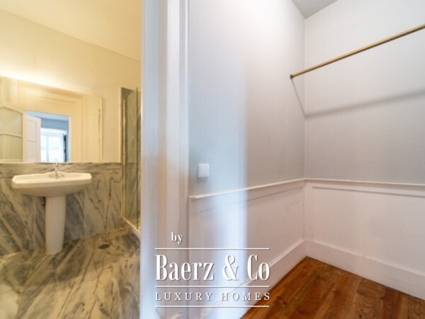 photo 8 4 Bedroom Apartment in Principe Real