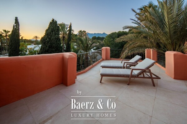photo 27 Penthouse - Marbella East - Ref: 8717