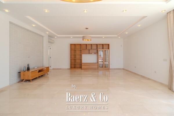 photo 28 VERY SPACIOUS 5 BEDROOM VILLA IN ROQUE DEL CONDE