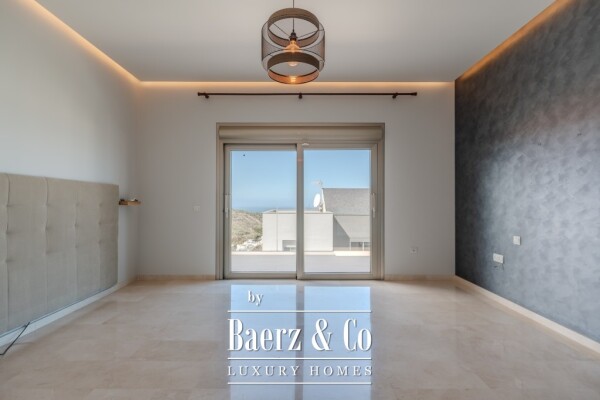 photo 38 VERY SPACIOUS 5 BEDROOM VILLA IN ROQUE DEL CONDE