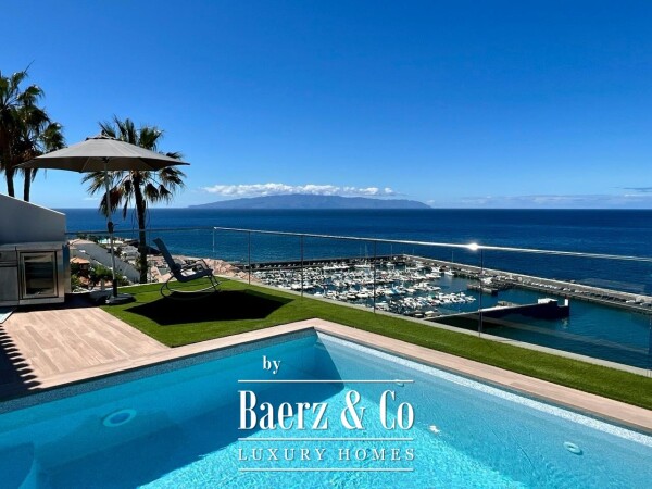 photo 38 Magnificent luxury villa on the seafront