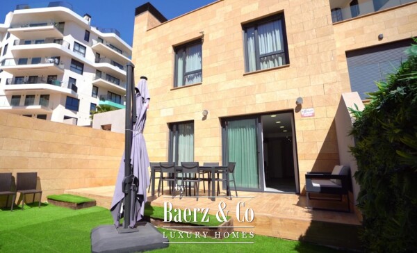 photo 1 Beautiful luxury home in Villajoyosa