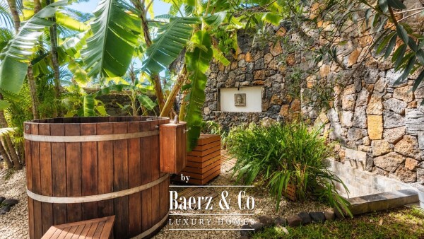 photo 17 PANORAMIC OCEAN VIEWS – INFINITY POOL – 4 BEDROOMS – PRESTIGIOUS HILLSIDE ESTATE