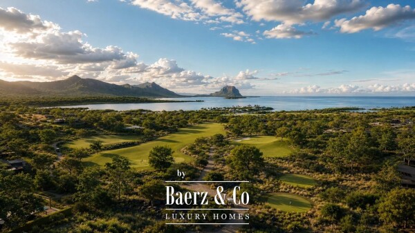 photo 11 Exceptional Property within a Private Golf Estate