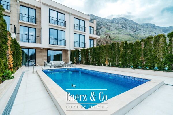 photo 5 Villa with a Sea View in Budva Municipality