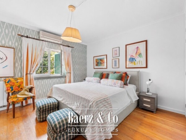 photo 11 Charming Five-Bedroom Villa with Garage in the Historic Centre of Cascais
