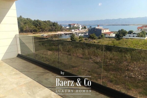 photo 11 Vir, Luxury villa with a pool in the first row to the sea