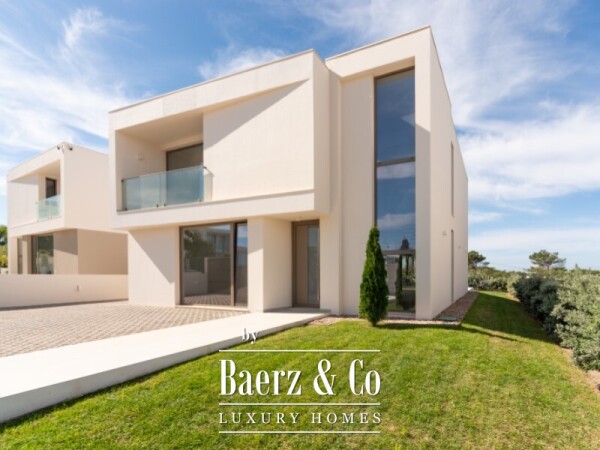 photo 6 Brand-New Contemporary Villa in São João das Lampas, Close to the Beach