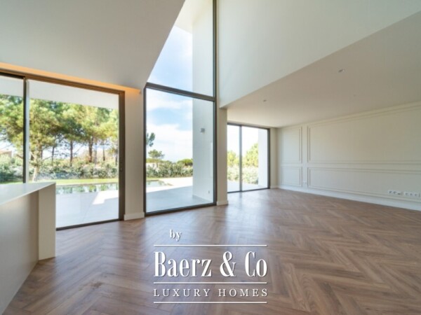 photo 22 Brand-New Contemporary Villa in São João das Lampas, Close to the Beach